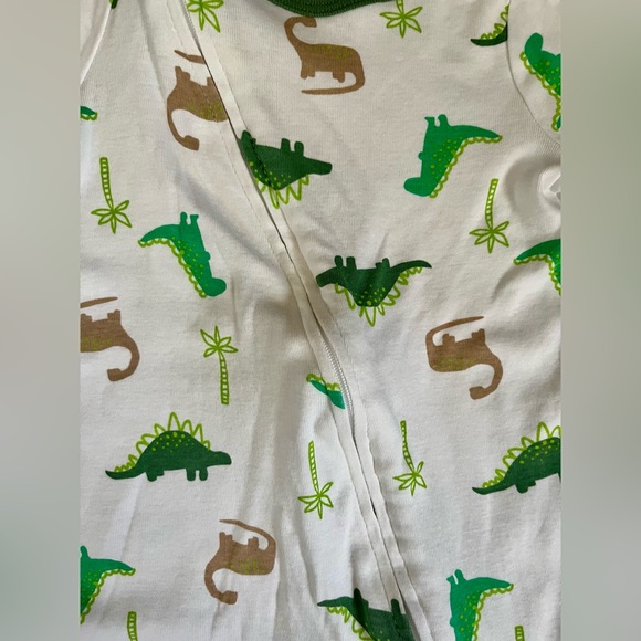 NWOT Okie Dokie 100% Cotton Cross Body Zipper Short Sleeve Romper Size 9 Months - Picture 2 of 7